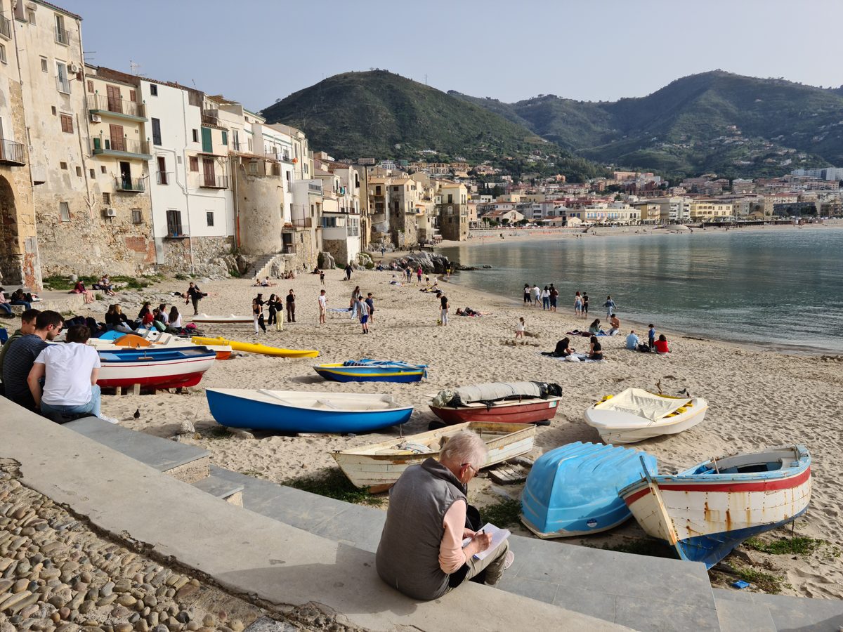 Cefalù old town & beach